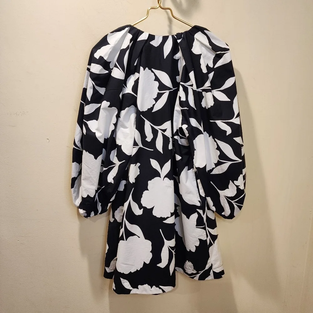 Kate Spade Black and White Floral Long Sleeves V Neck Mini  Dress XS